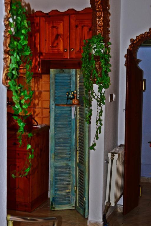 Amversa's Apartment